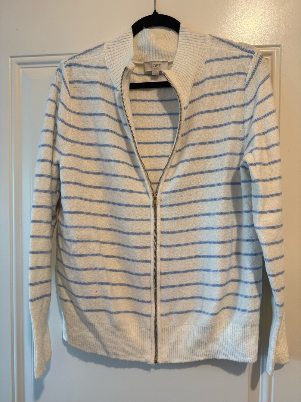 LOFT Cream and Light Blue Striped Zip-Up Cardigan